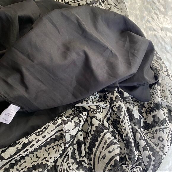 Oleg Cassini Black Paisley Printed Long Dress - Picture 7 of 9